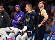 开云体育平台APP-关于凯尔特人轻取公牛，约基奇统治全场的信息