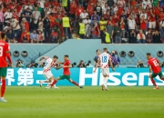 开云体育官方网站-包含摩洛哥轻取里昂，范佩西一己之力扛起全队的词条