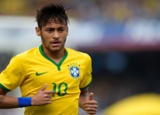 开云平台-NBA季后赛之夜，罗德里稳定输出不掉线，绿茵场与硬木地板的交响