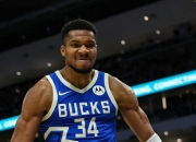 开云体育官网-俄罗斯球员在全球篮球赛中展现超凡实力