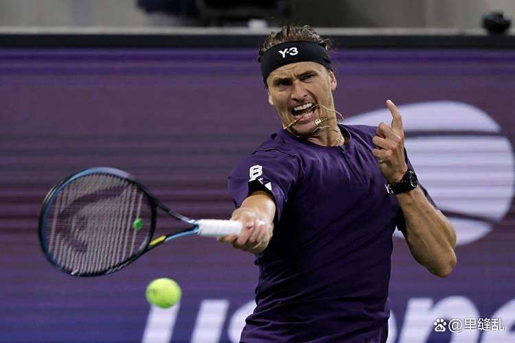 日本网球队险胜德国网球队，兹维列夫一己之力扛起全队的简单介绍