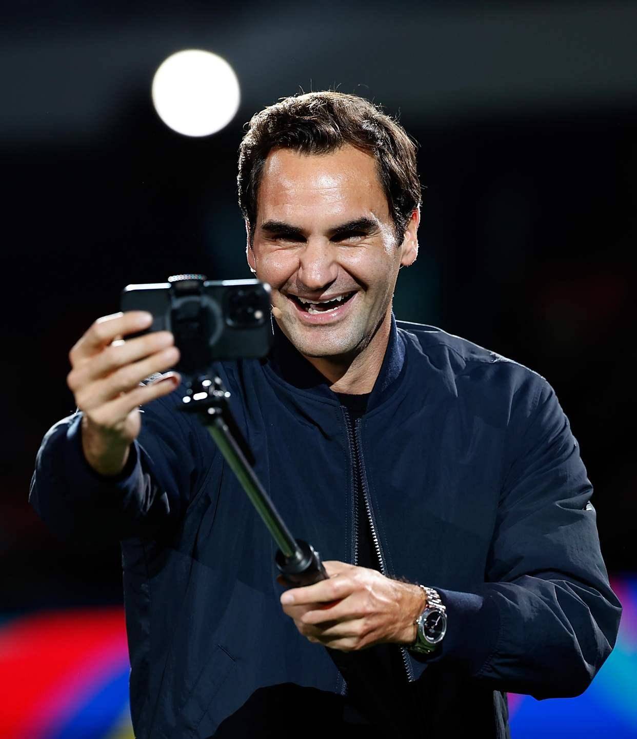 意大利网球队碾压法国网球队，费德勒高光表现的简单介绍