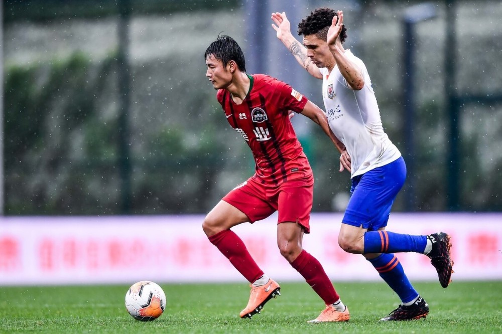 青岛队轻取江苏队,西亚卡姆高光表现的简单介绍 青岛队轻取江苏队,西亚卡姆高光表现的简单介绍