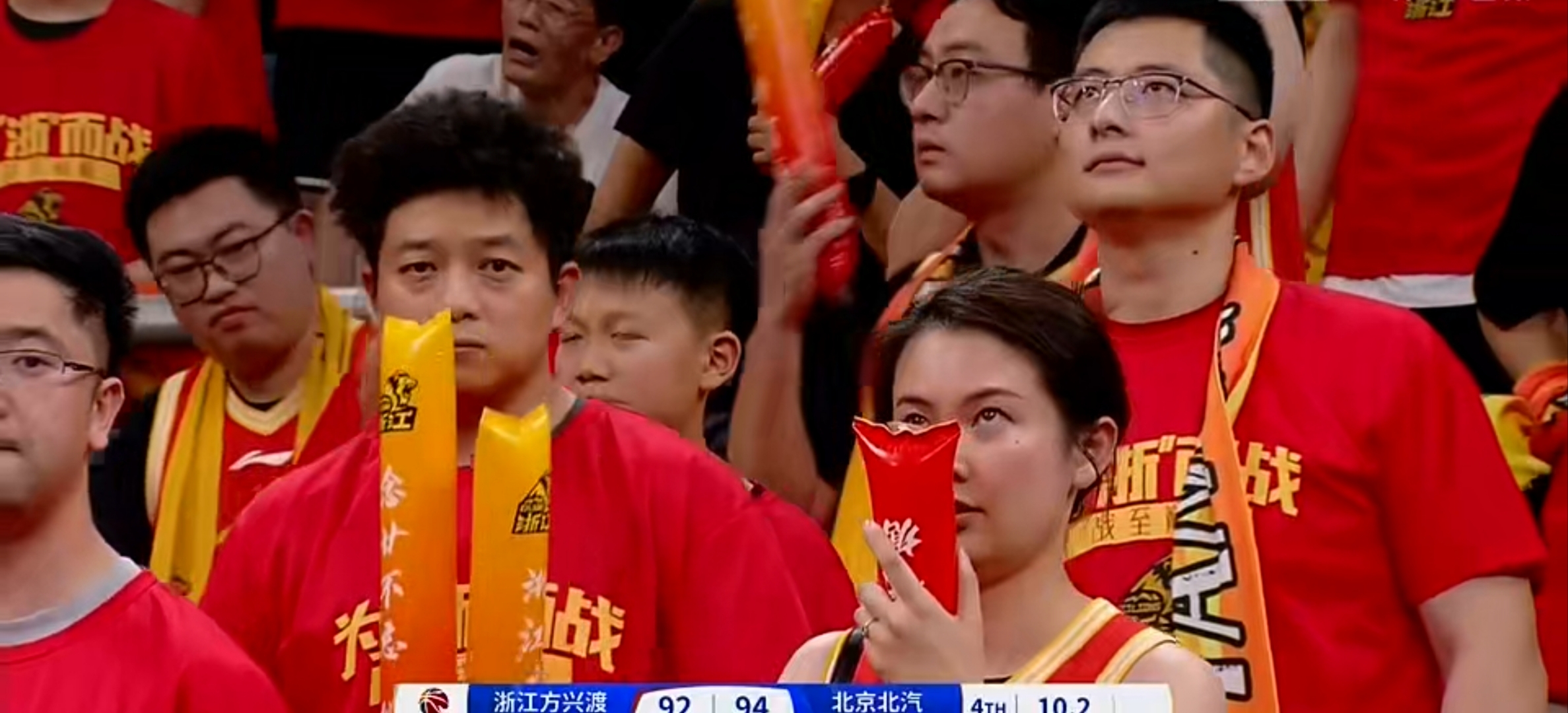 青岛队碾压国王，孙铭徽关键制胜的简单介绍