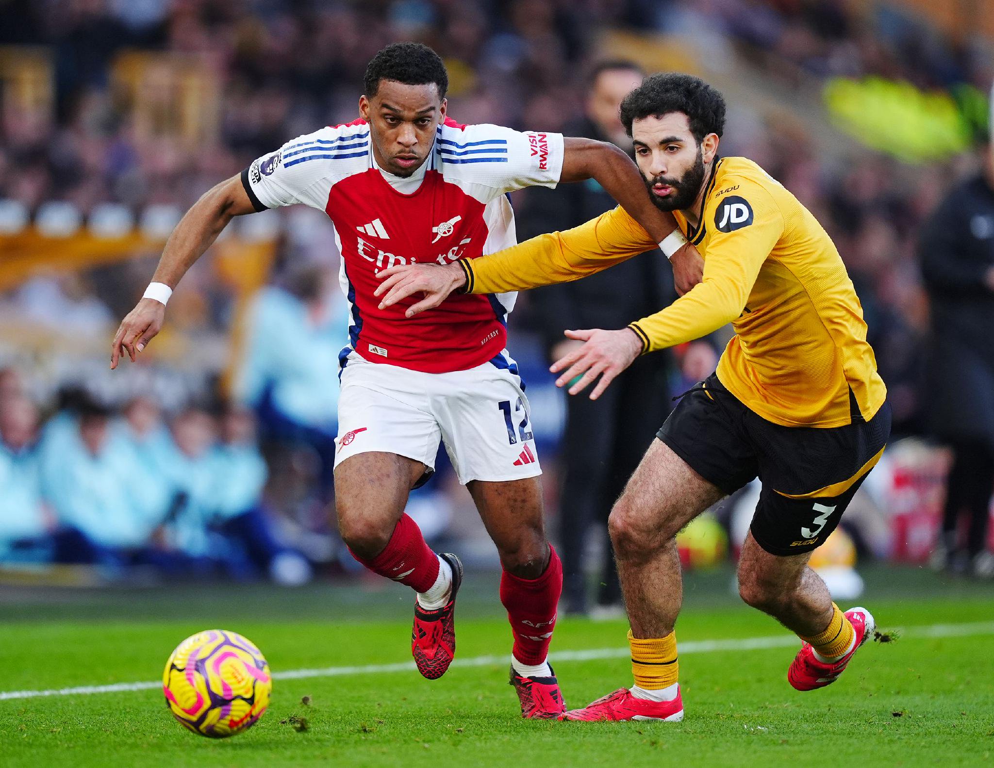 阿森纳客场逆转,晋级前景一片光明 阿森纳客场逆转,晋级前景一片光明