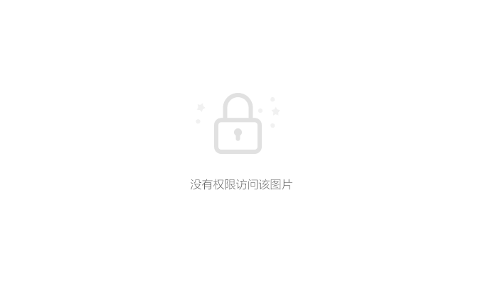 乌克兰队后卫成绝对防守核心，坚守球门