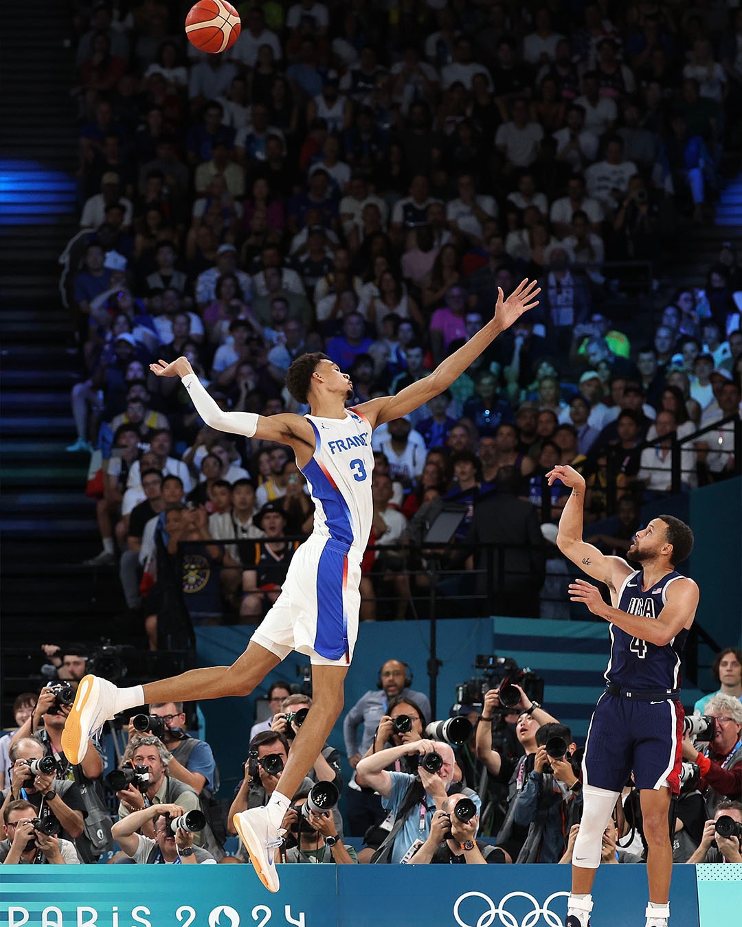 男子篮球四分之一决赛：美国胜出的简单介绍