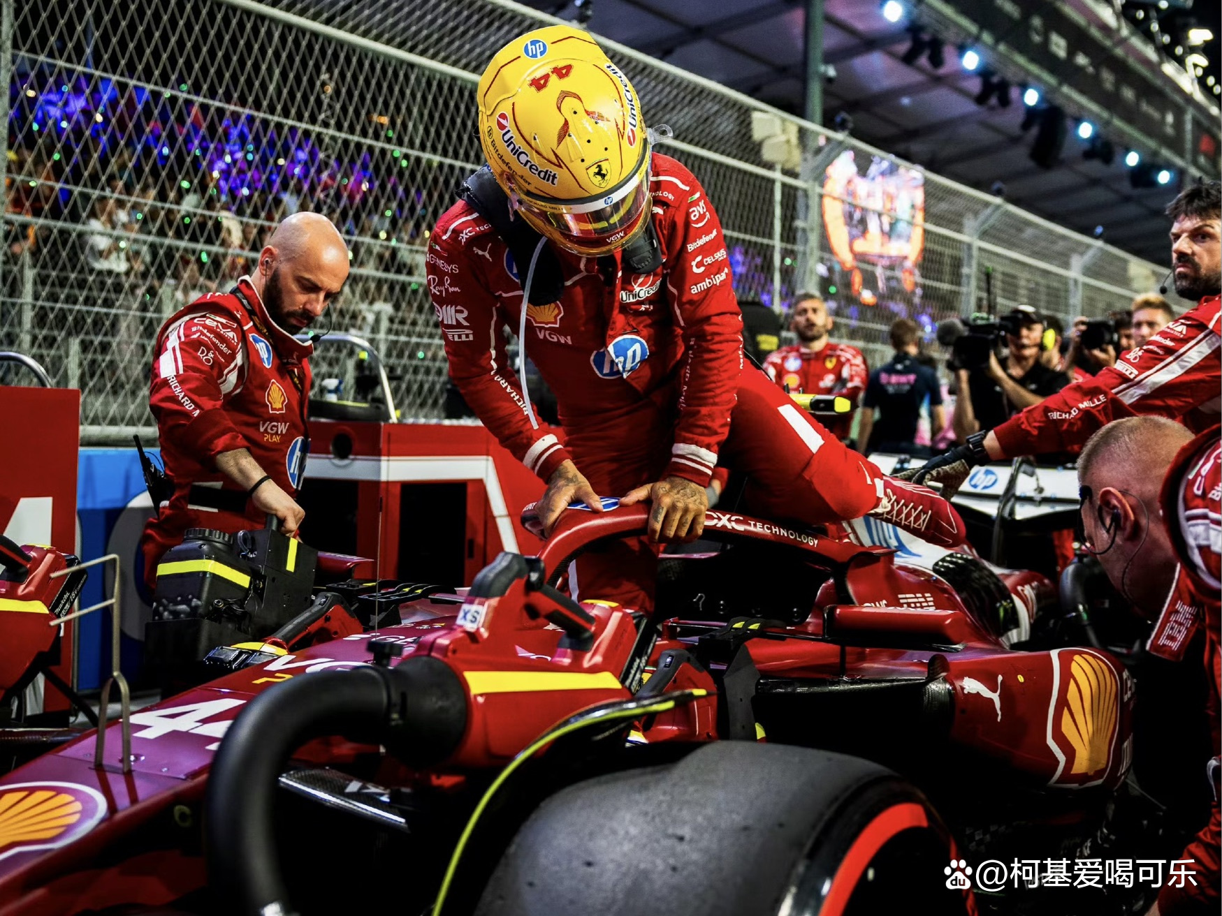 包含哈斯车队险胜阿斯顿马丁，维斯塔潘状态火热的词条