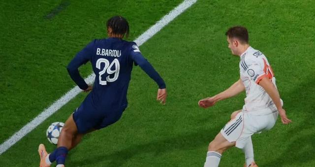 拜仁慕尼黑遭遇连败，卫冕前景堪忧的简单介绍