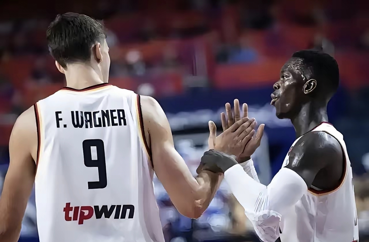 步行者完胜澳大利亚男篮，东契奇关键制胜的简单介绍