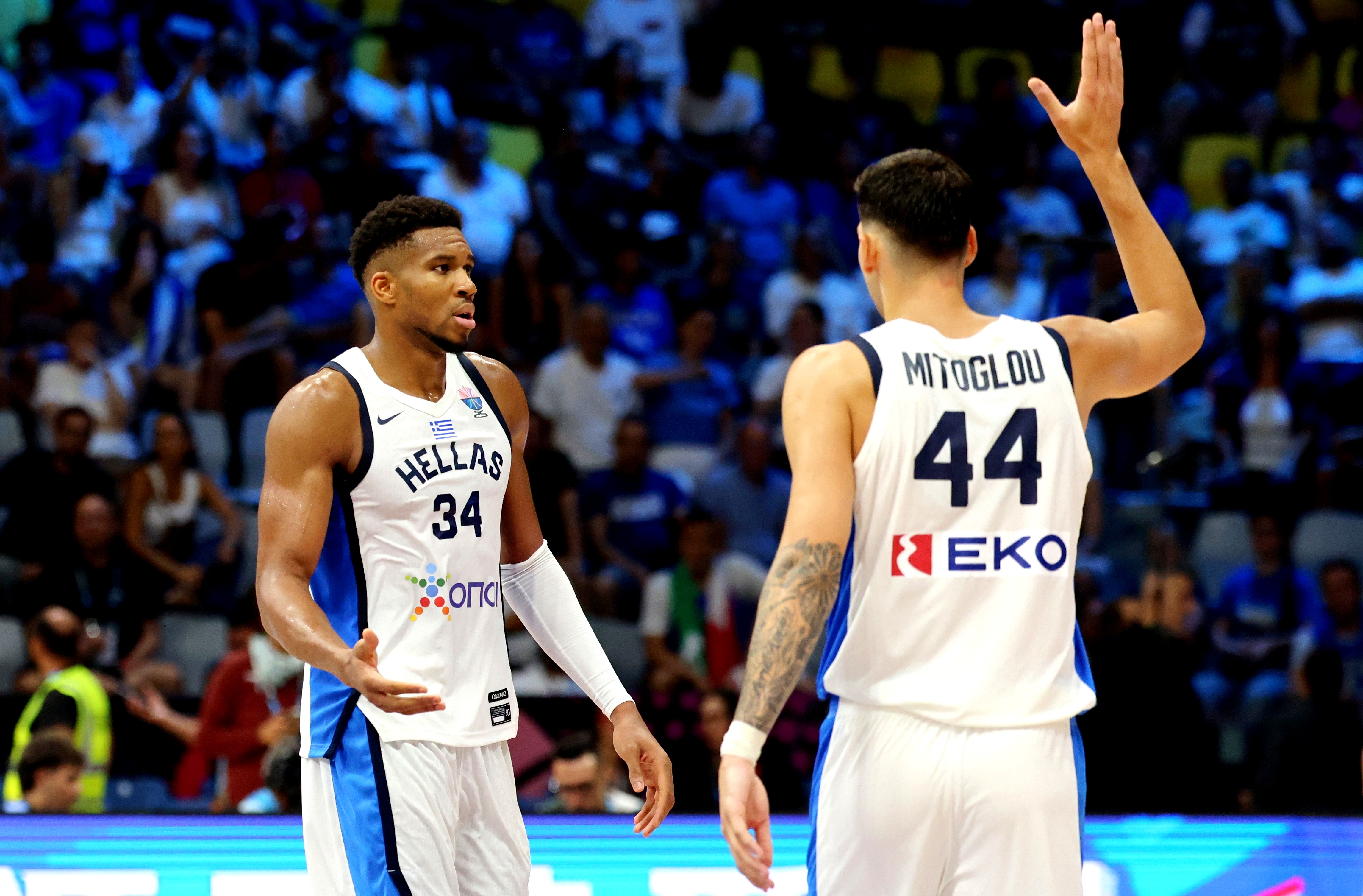 德国新秀演绎帽子戏法助球队豪取大胜 德国新秀演绎帽子戏法助球队豪取大胜