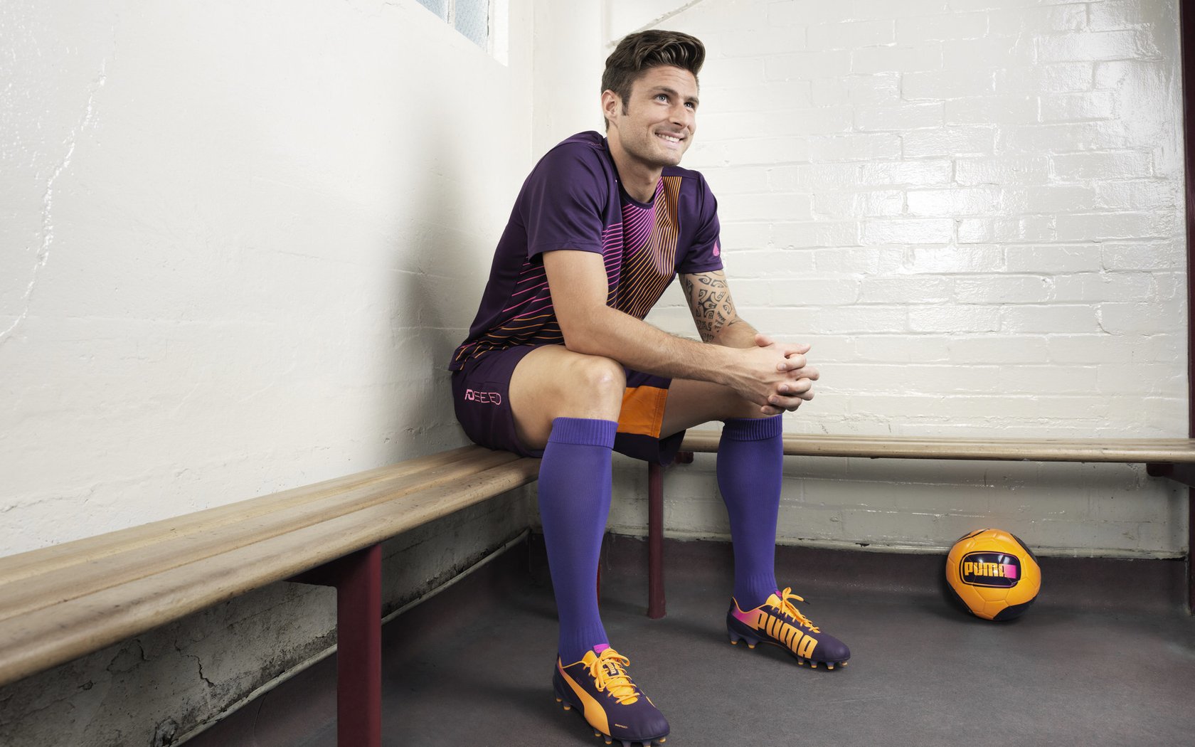 红土旋风席卷温网？兹维列夫用蒙特卡洛式统治力点燃赛场